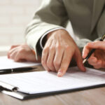 ¿Qué documentos se necesitan para hacer un contrato?